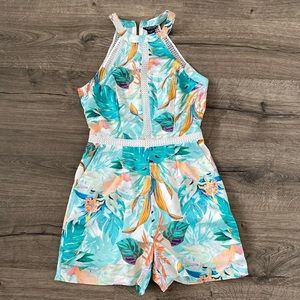 Marciano woman’s tropical romper, Sz XS